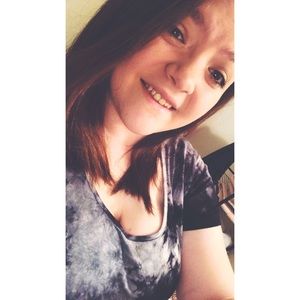 Meet your Posher, Hailey